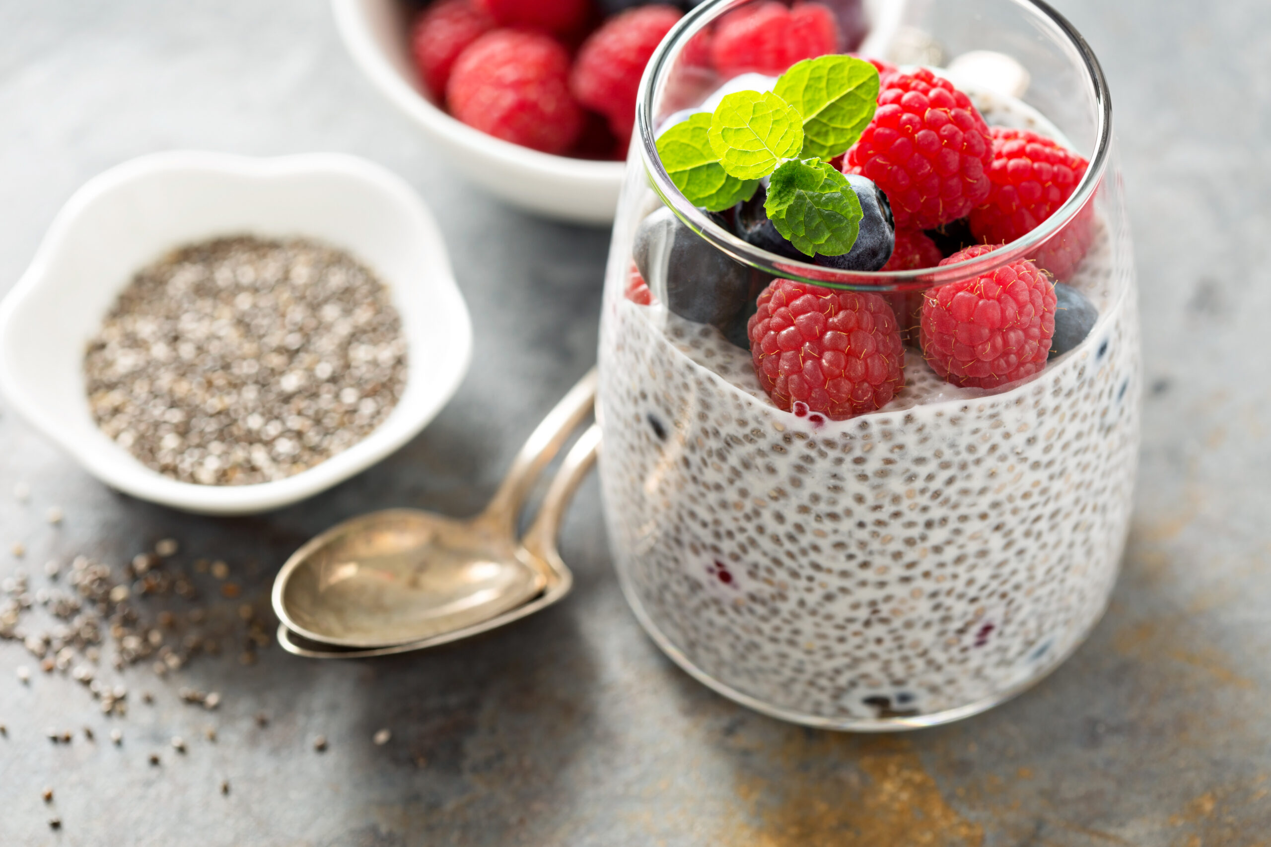 Chia Samen - hier als Pudding mit Früchten